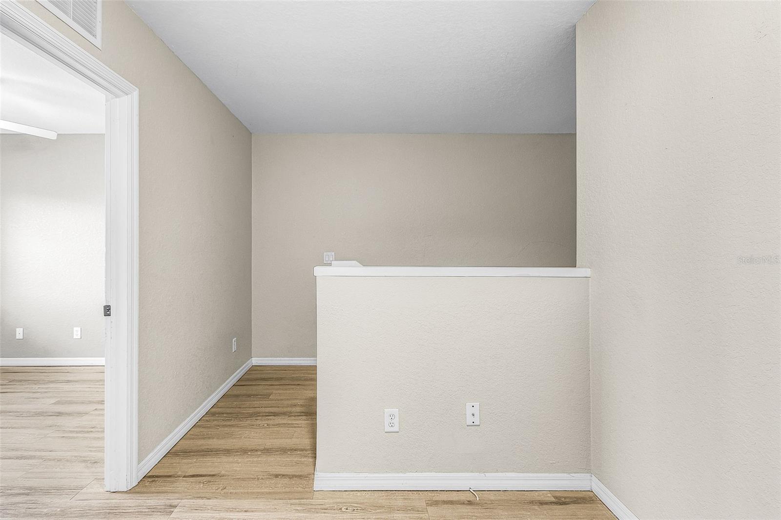 COLONNADE/FORUM - Residential