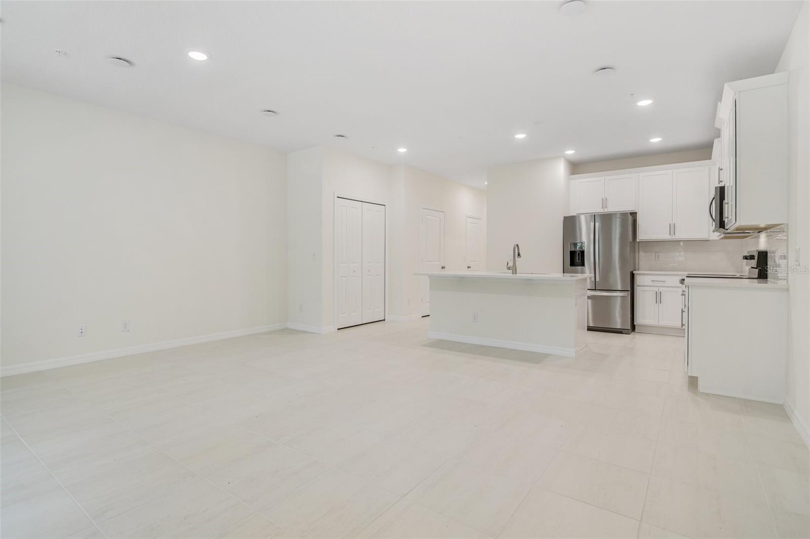 TOWNS AT GREENLEAF - Residential