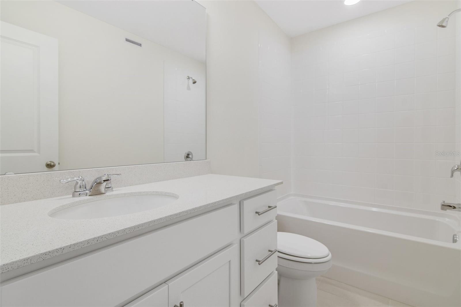TOWNS AT GREENLEAF - Residential
