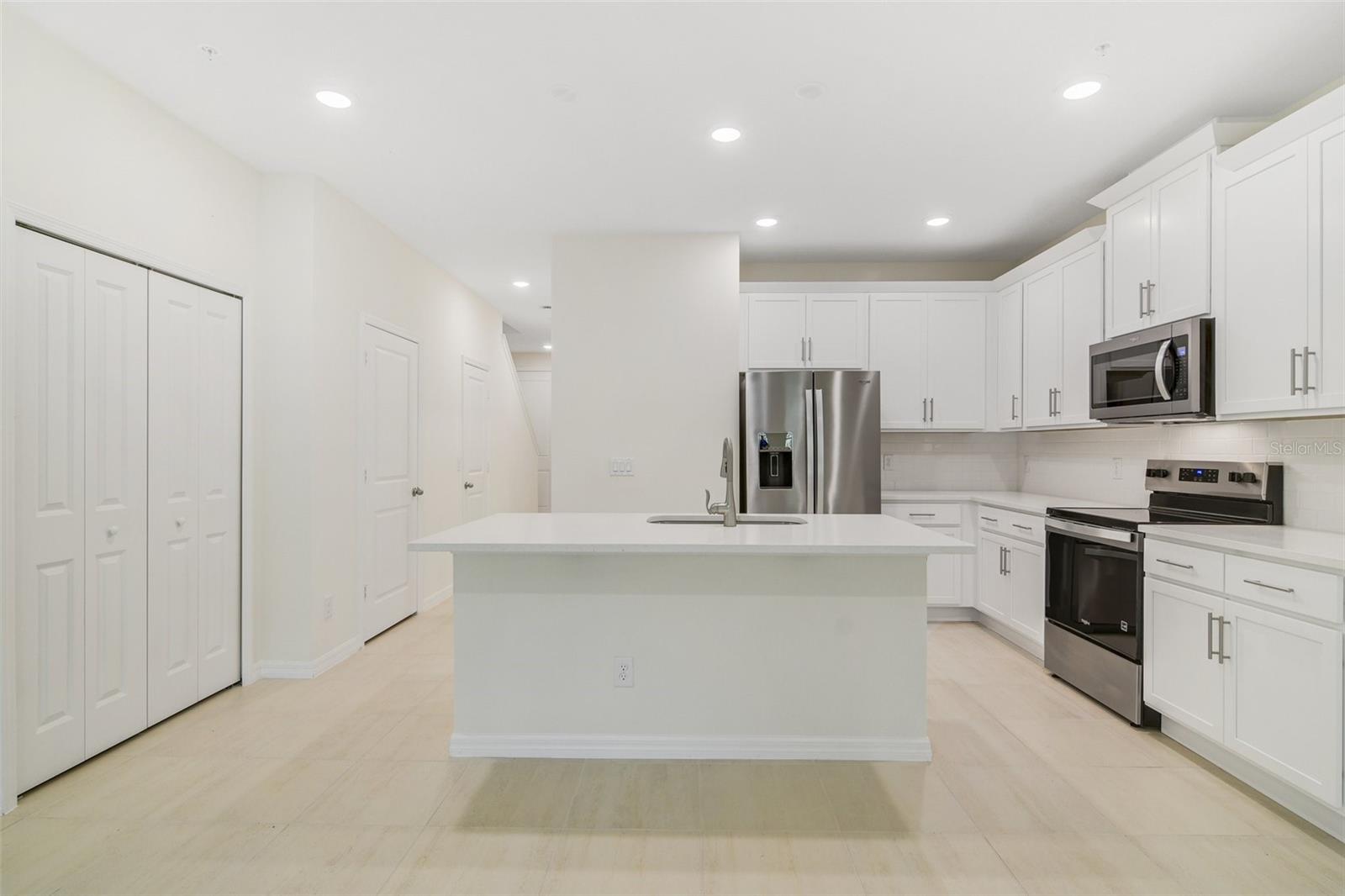 TOWNS AT GREENLEAF - Residential