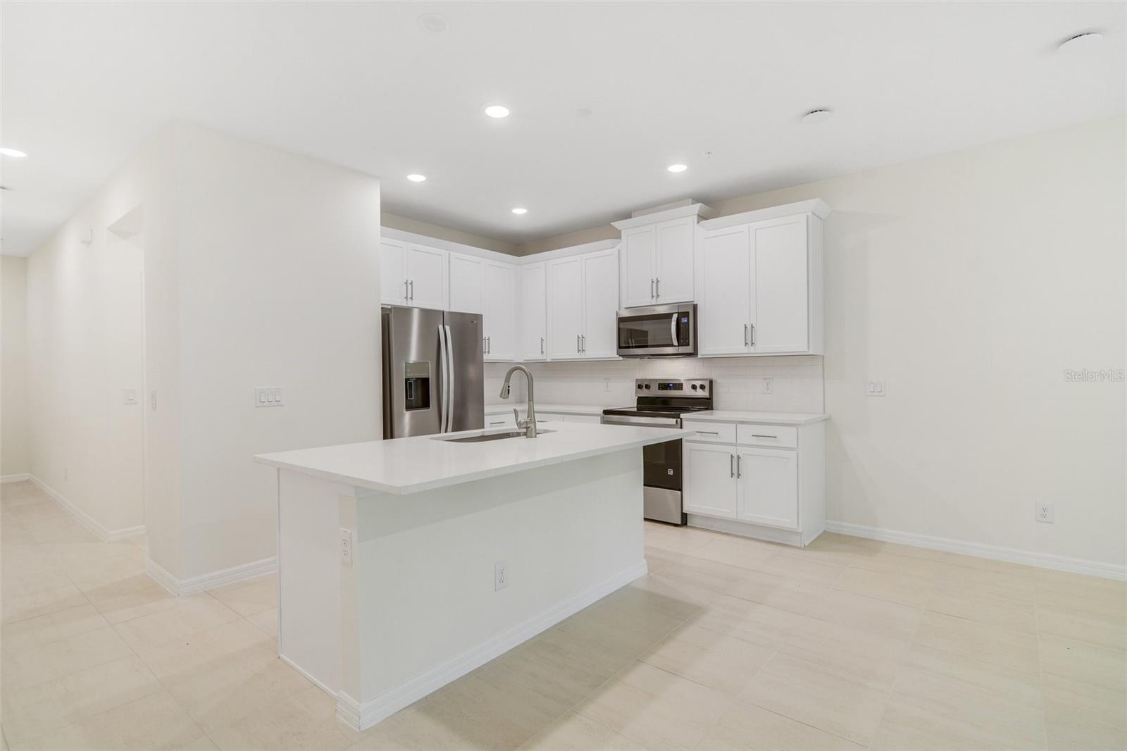 TOWNS AT GREENLEAF - Residential