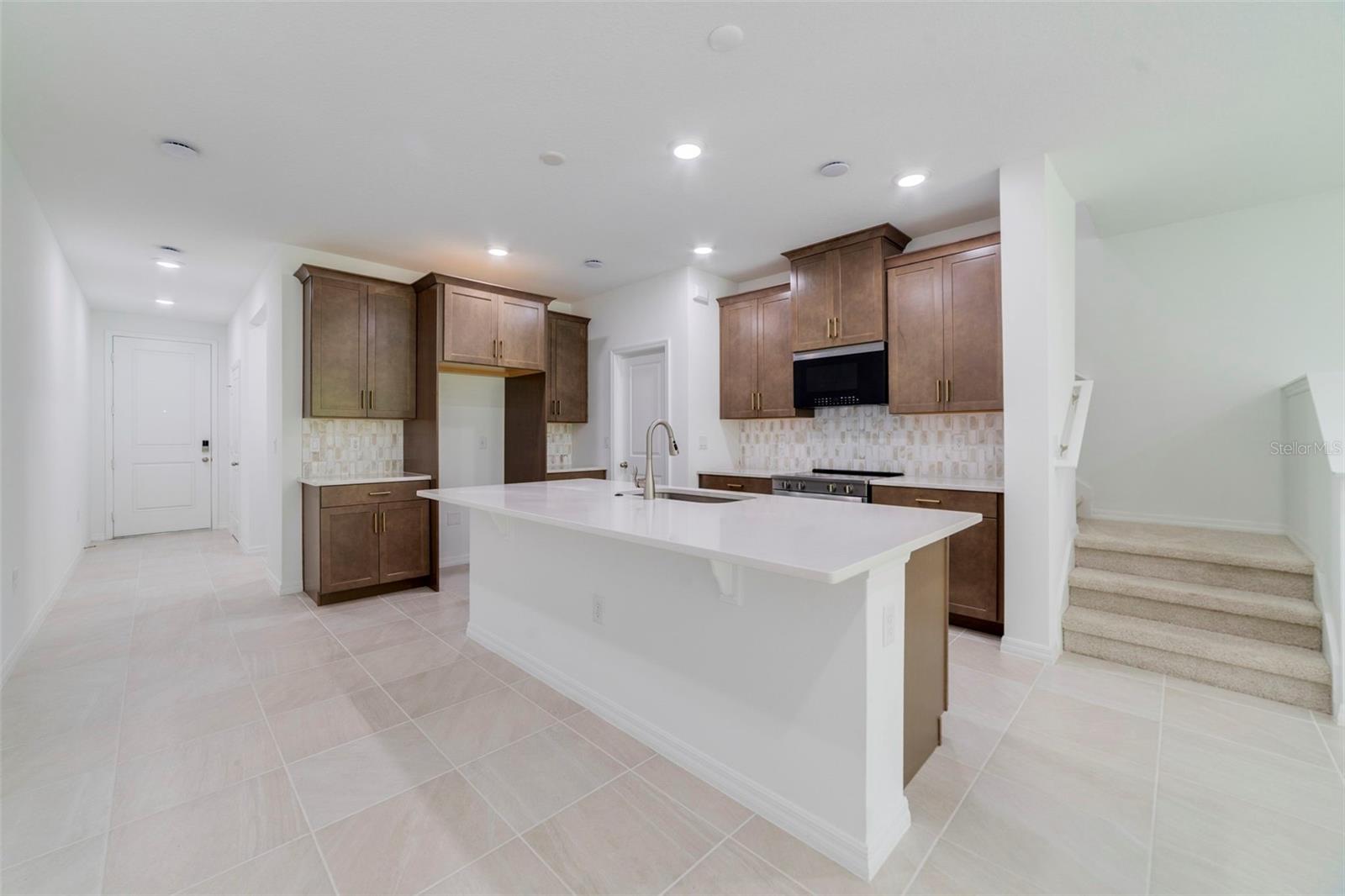 TOWNS AT GREENLEAF - Residential