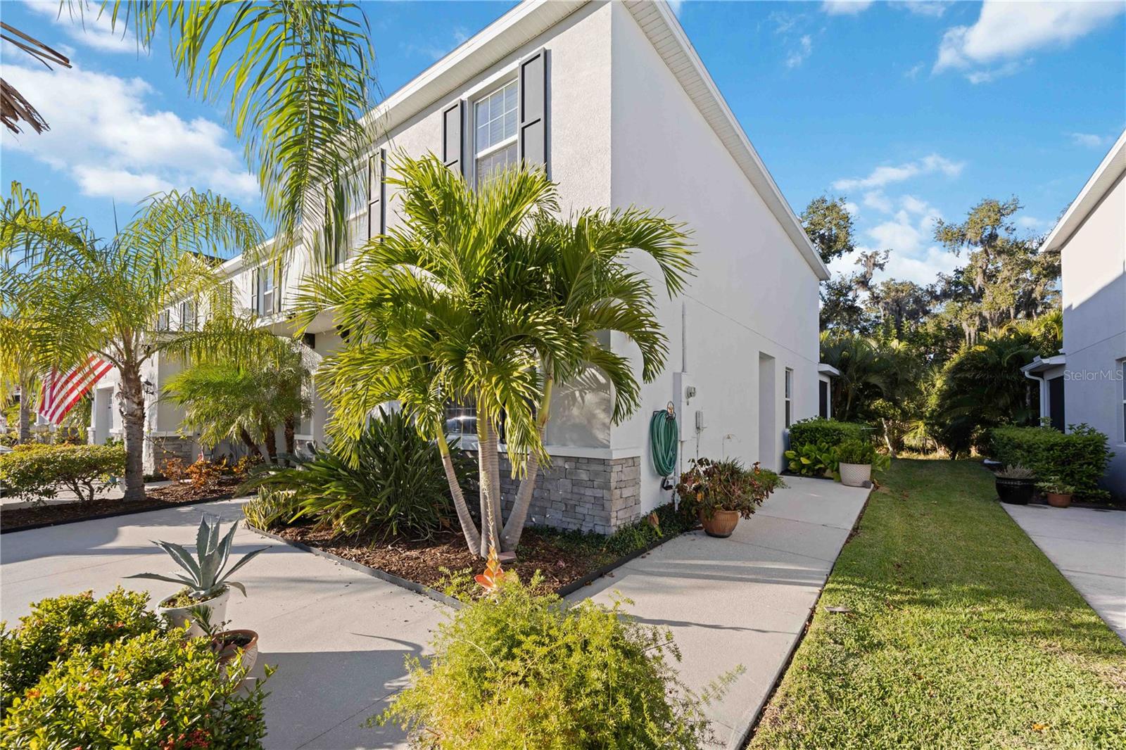 BAYTOWN SQUARE - Residential