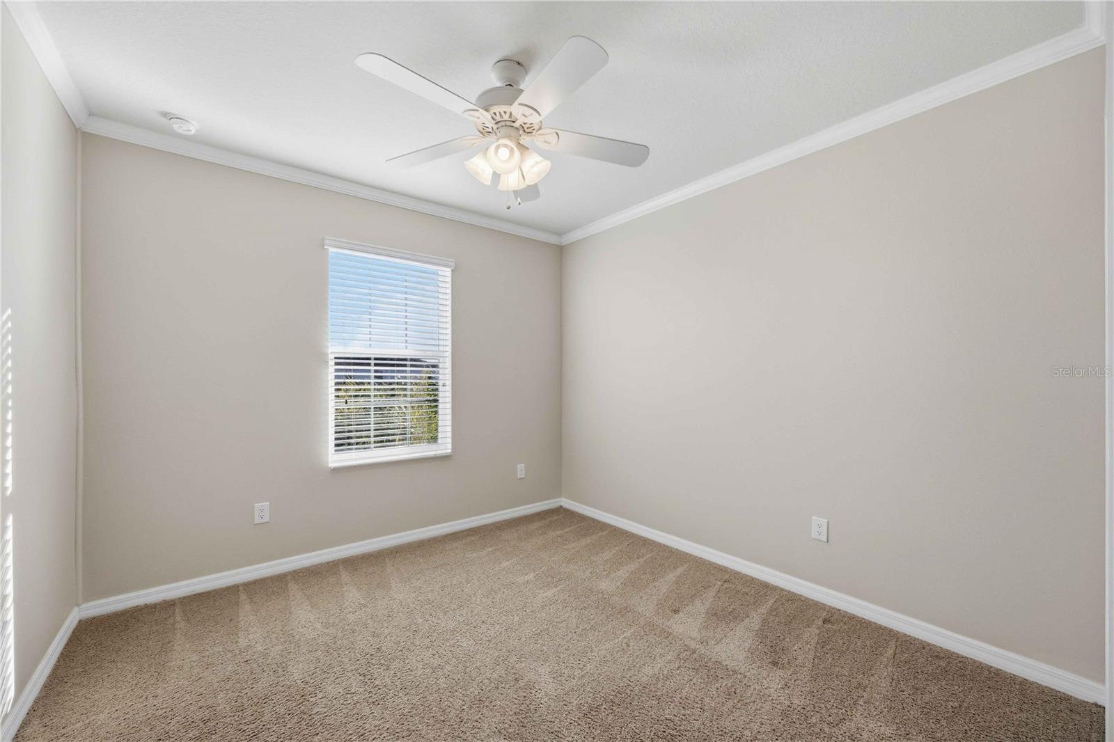 BAYTOWN SQUARE - Residential