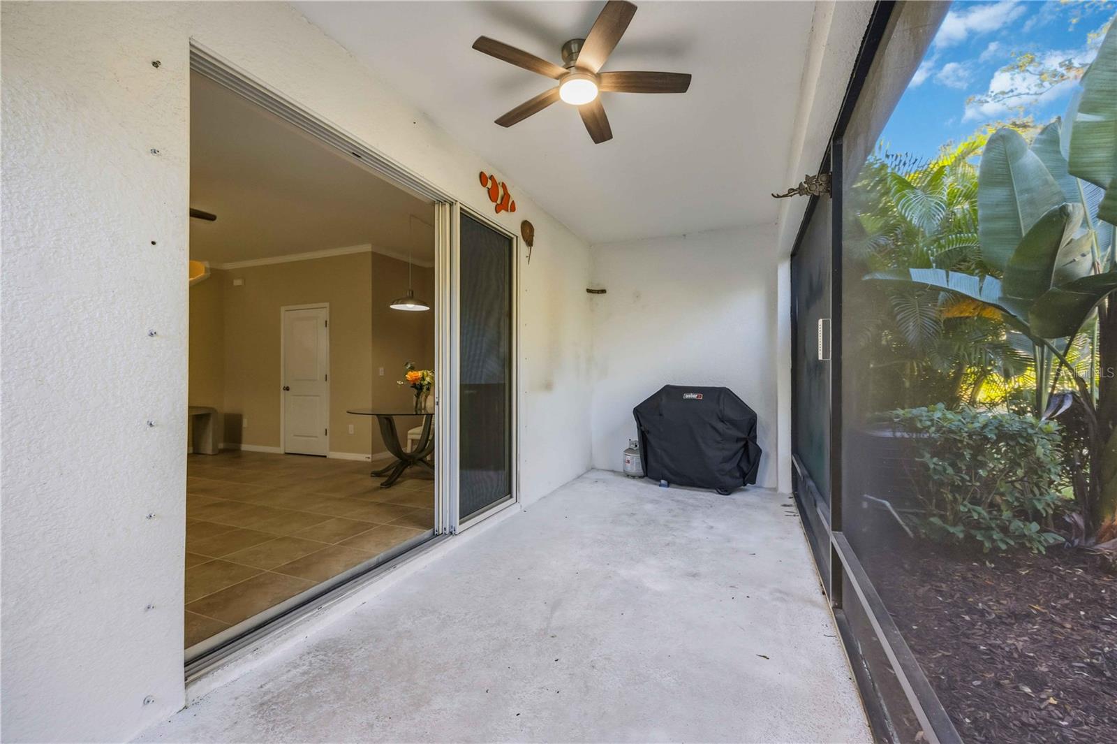 BAYTOWN SQUARE - Residential