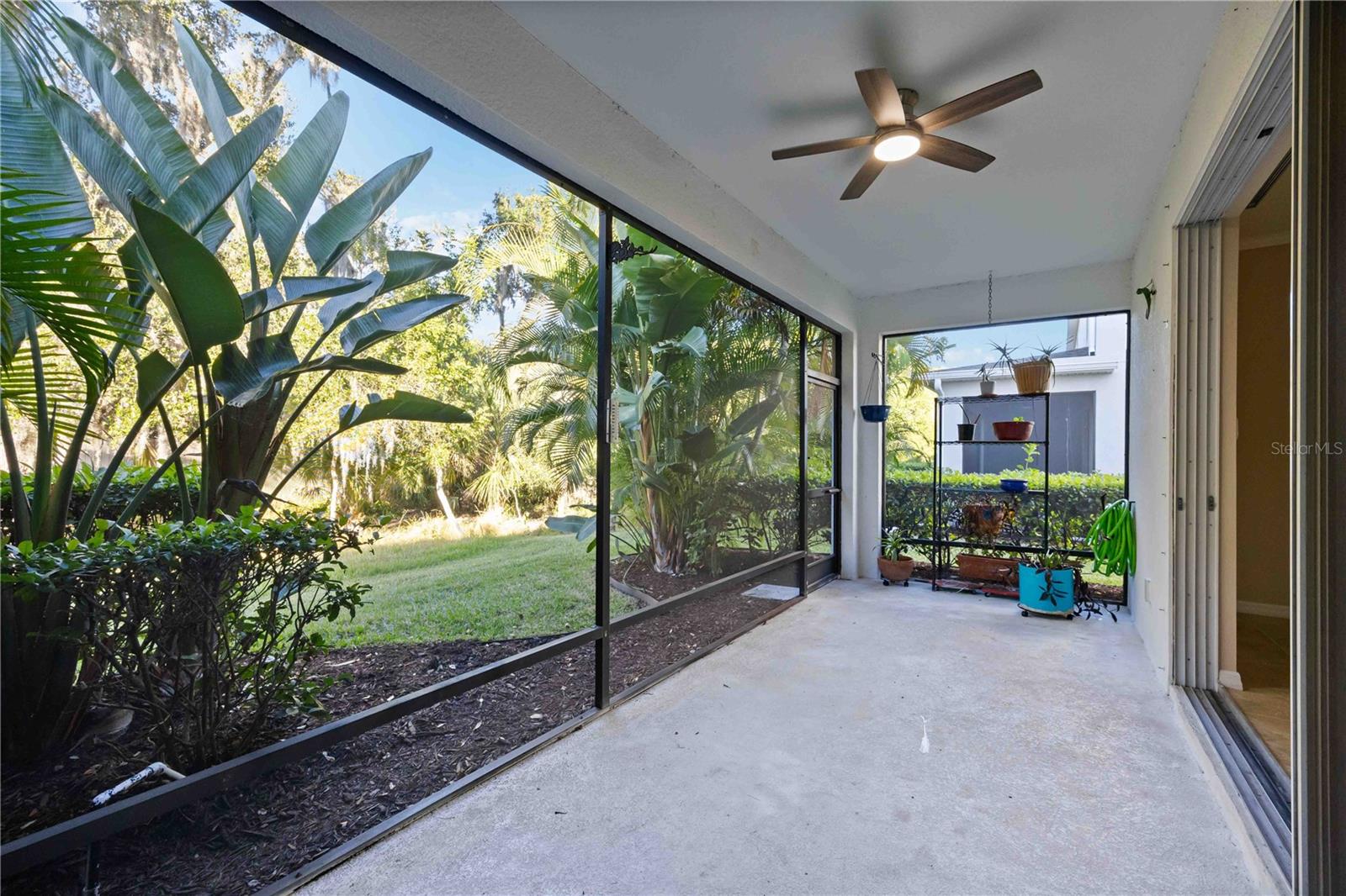 BAYTOWN SQUARE - Residential