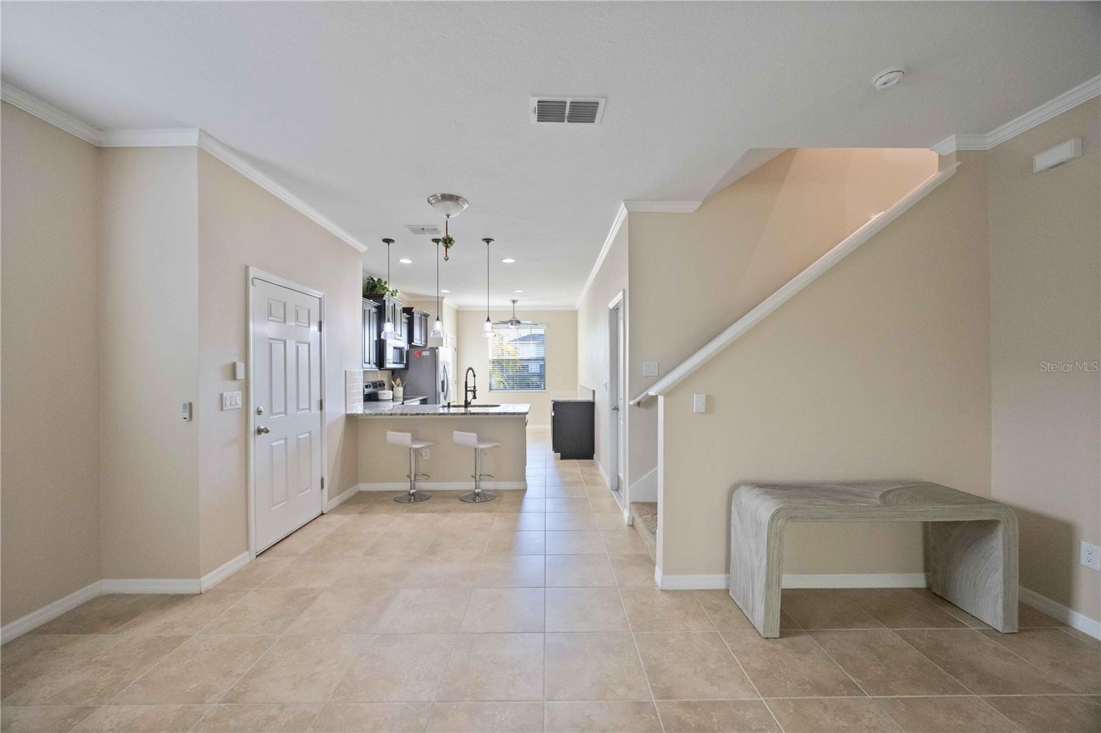 BAYTOWN SQUARE - Residential