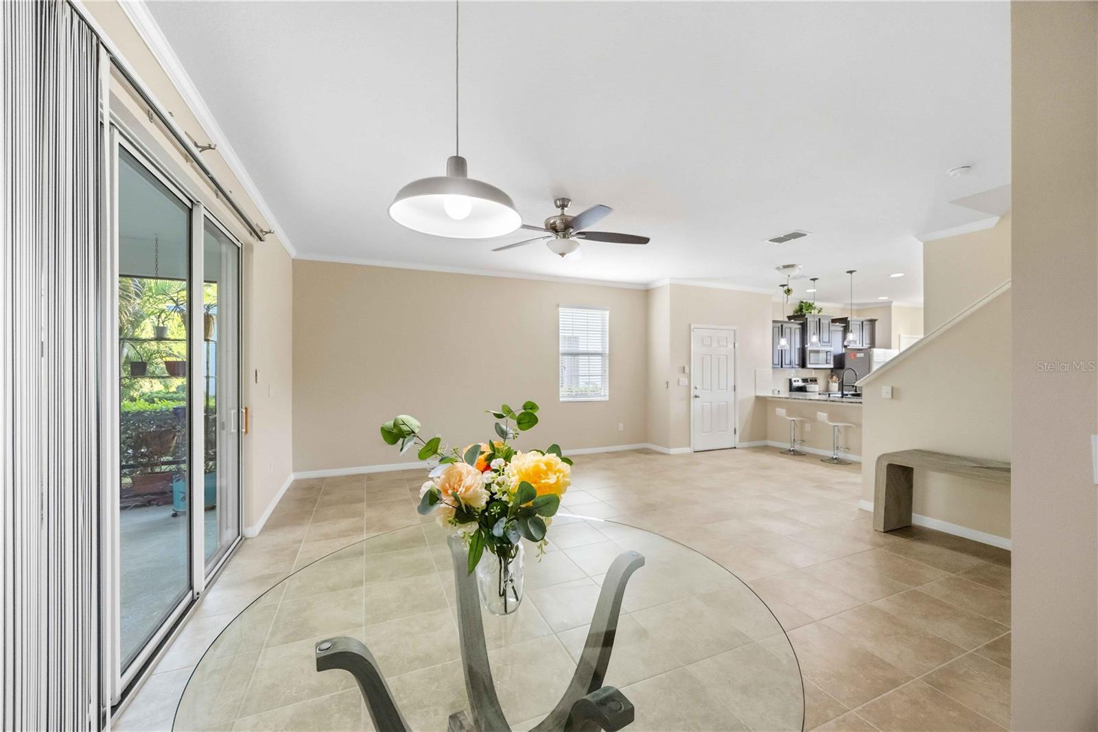 BAYTOWN SQUARE - Residential