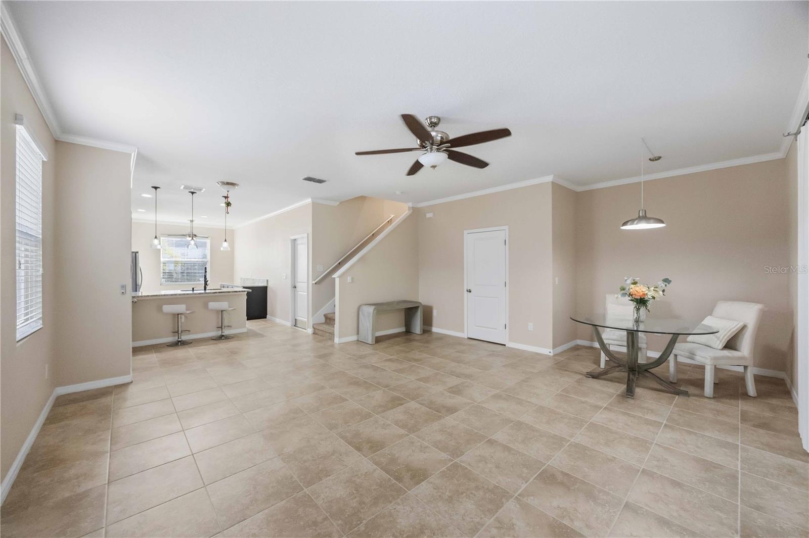 BAYTOWN SQUARE - Residential