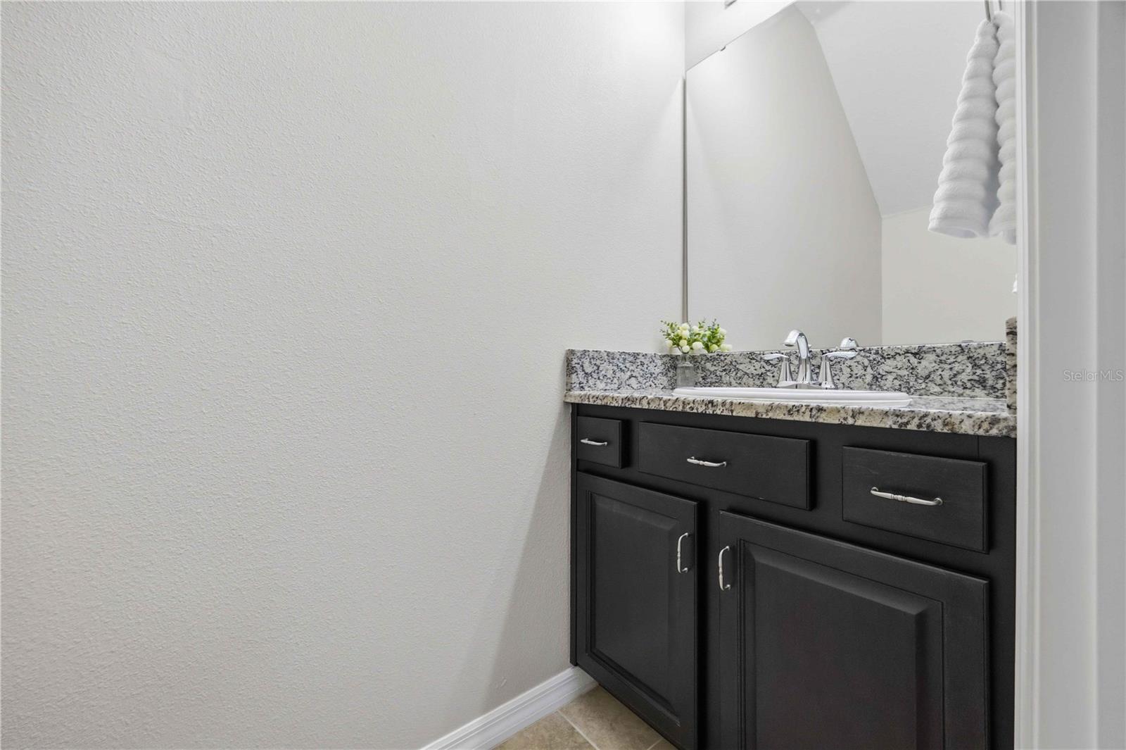 BAYTOWN SQUARE - Residential