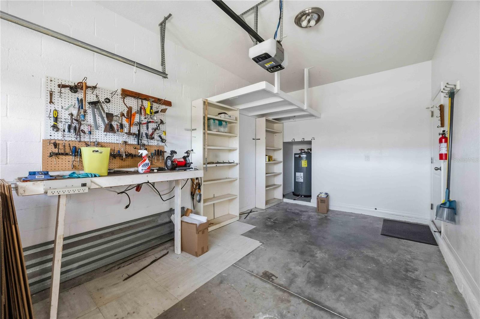 BAYTOWN SQUARE - Residential