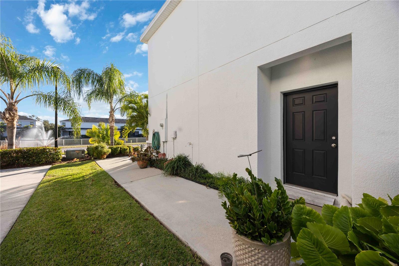 BAYTOWN SQUARE - Residential