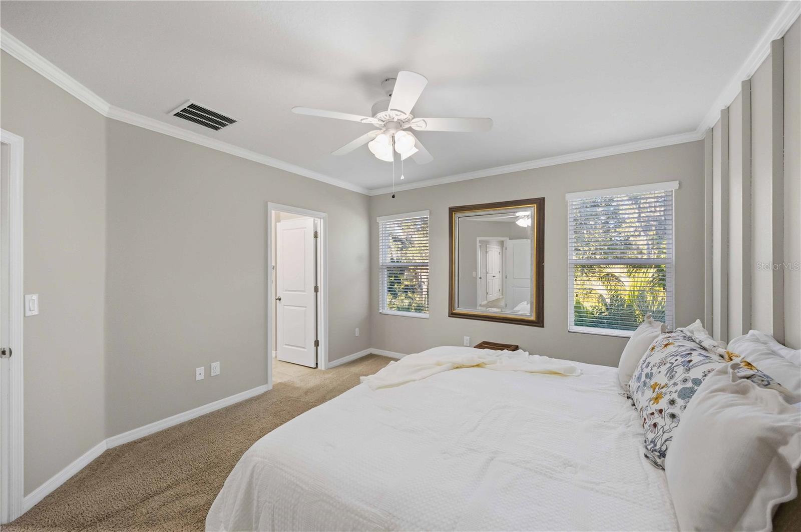 BAYTOWN SQUARE - Residential