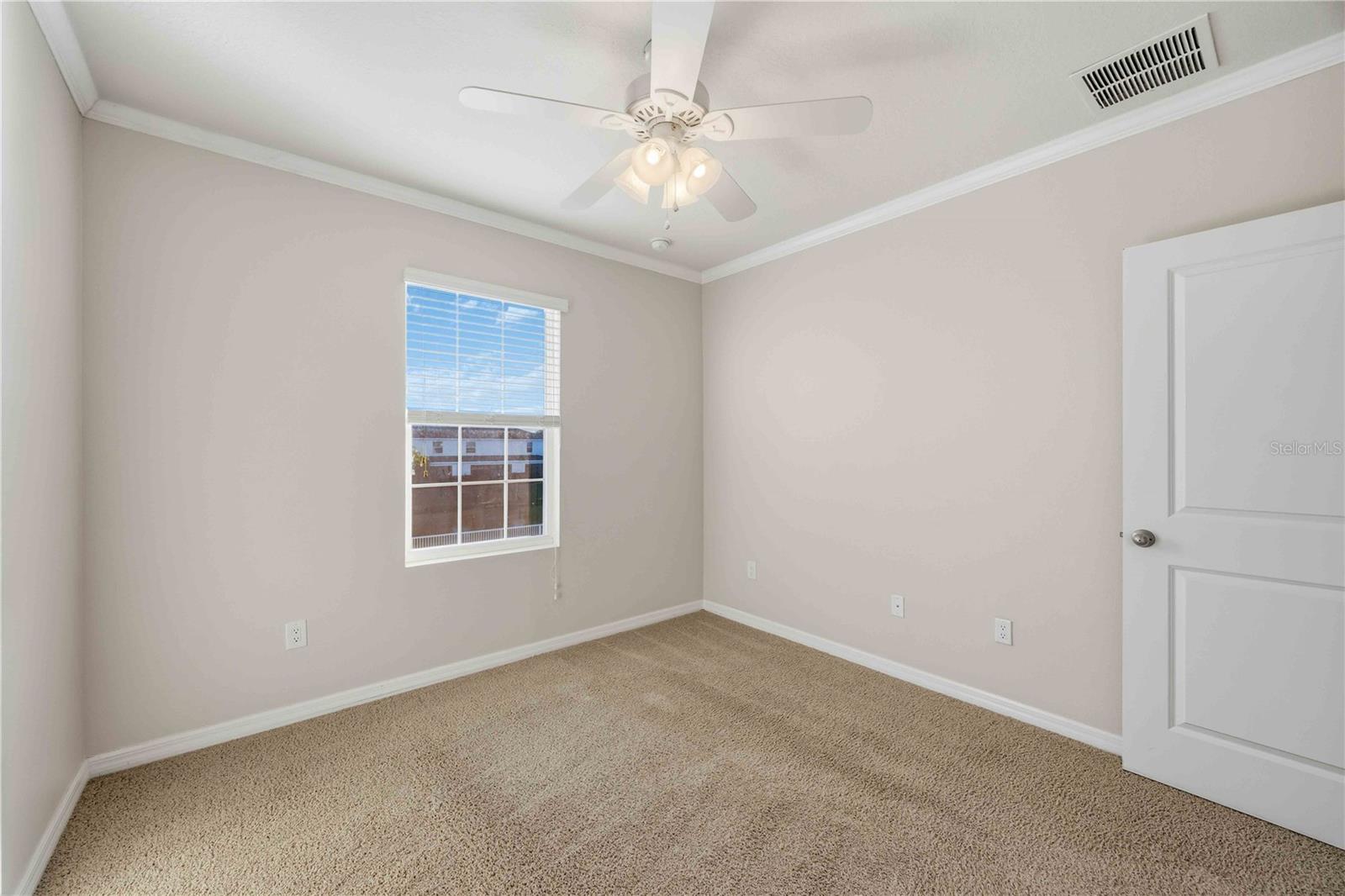 BAYTOWN SQUARE - Residential