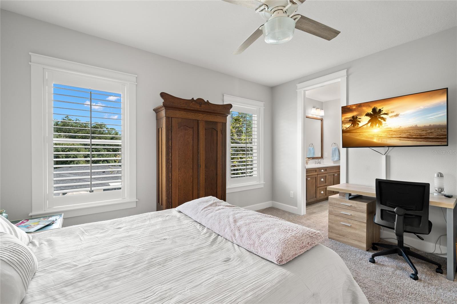 WEST SHORE CREST - Residential