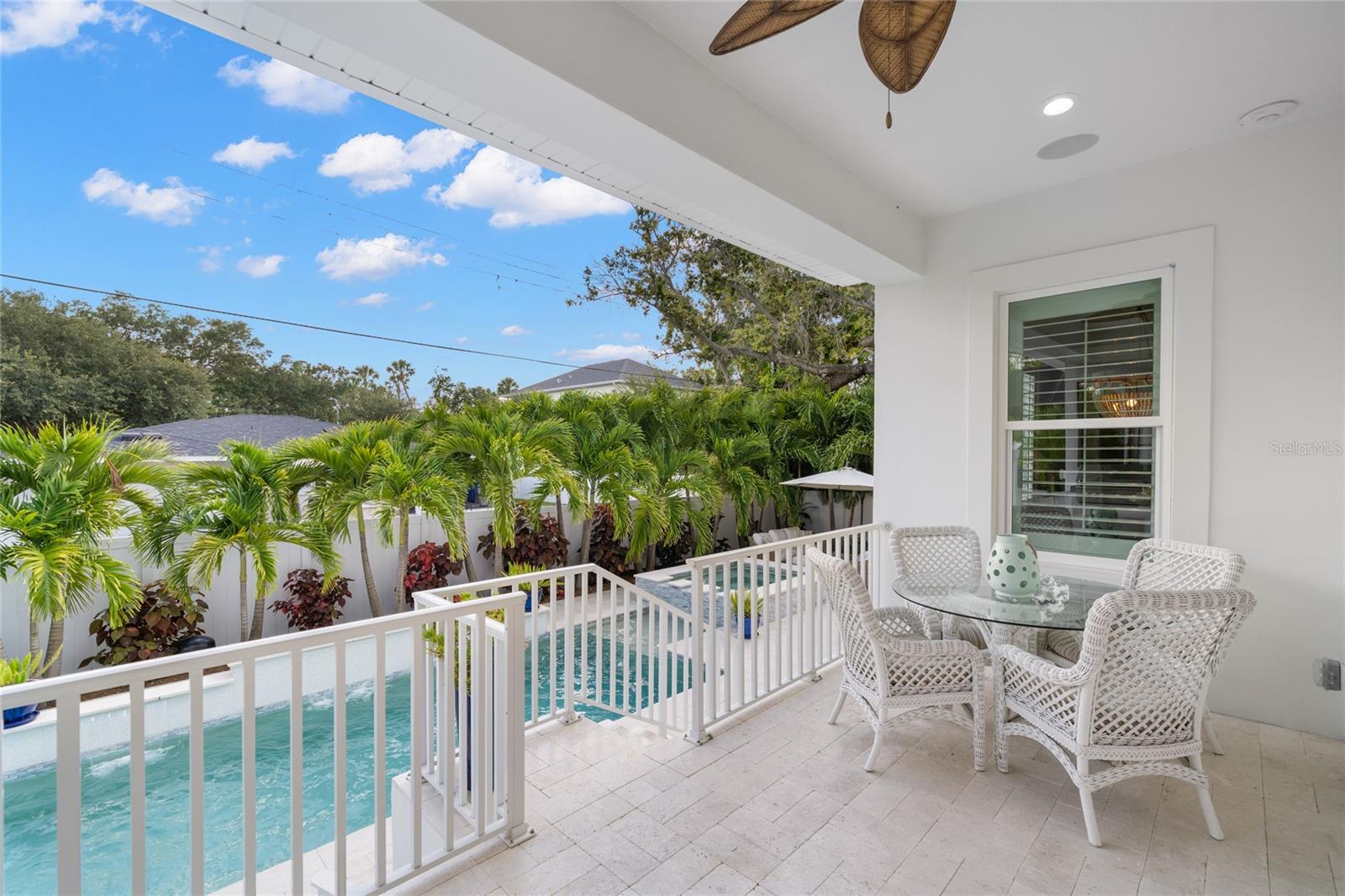 WEST SHORE CREST - Residential