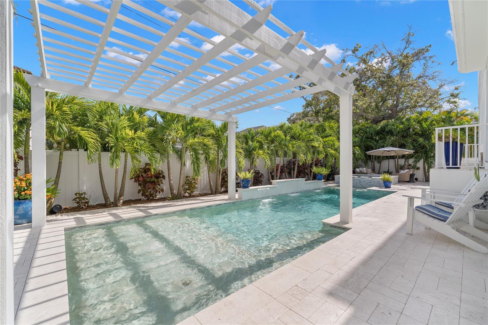 WEST SHORE CREST - Residential