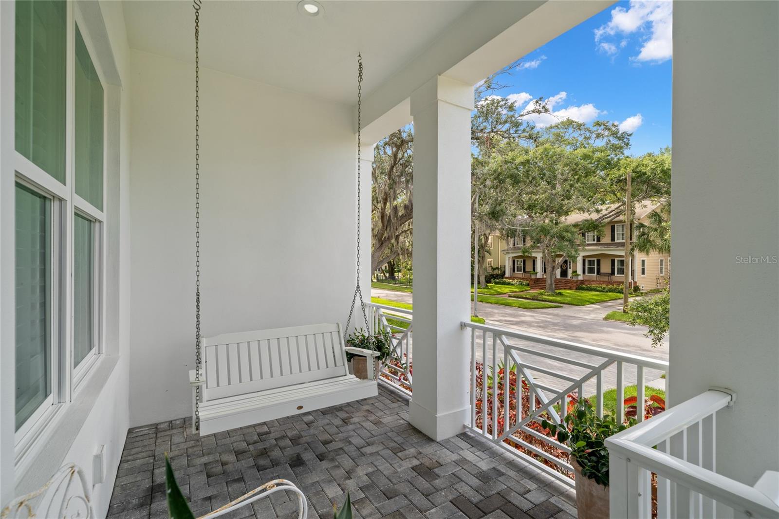 WEST SHORE CREST - Residential