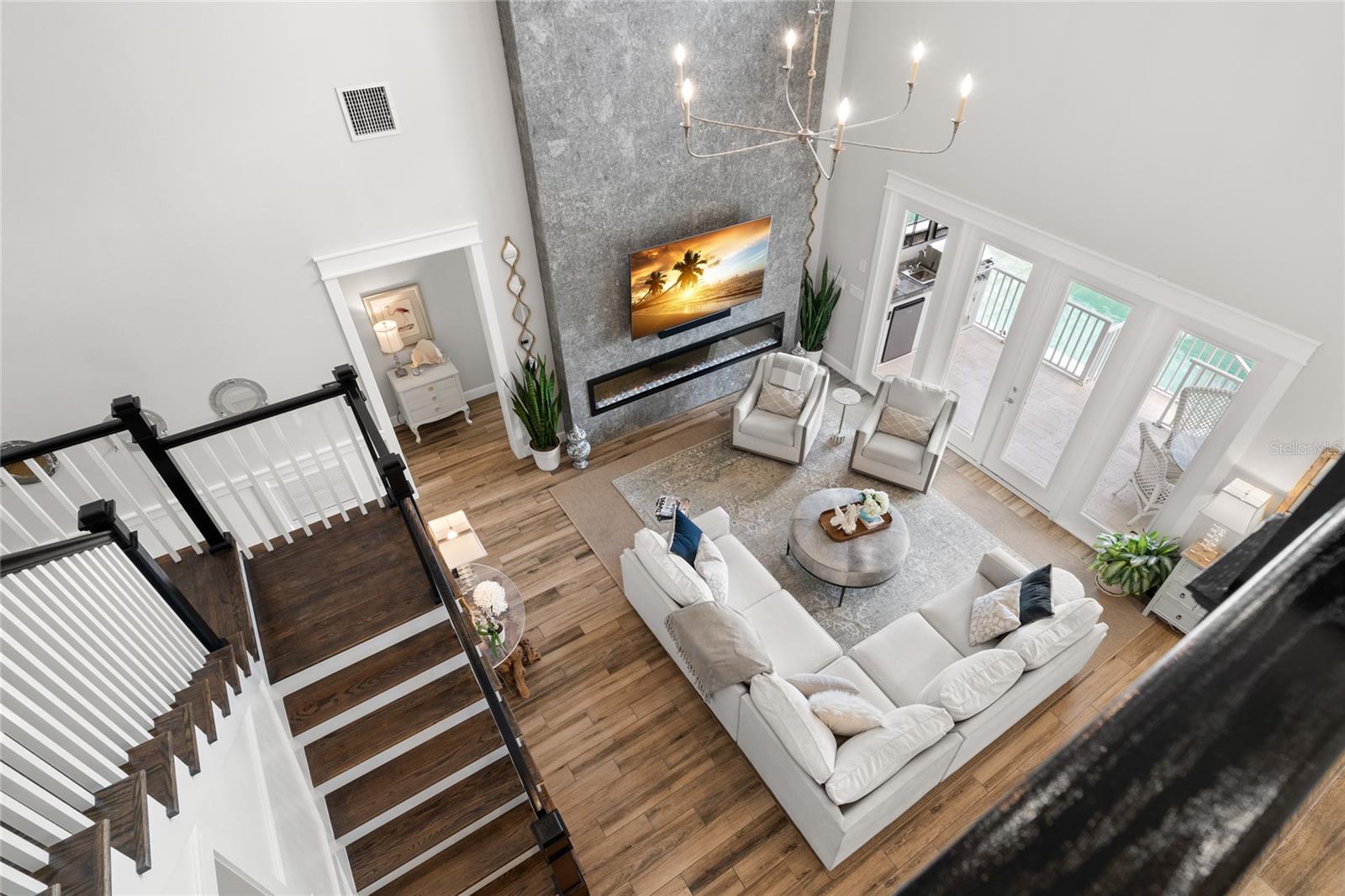 WEST SHORE CREST - Residential