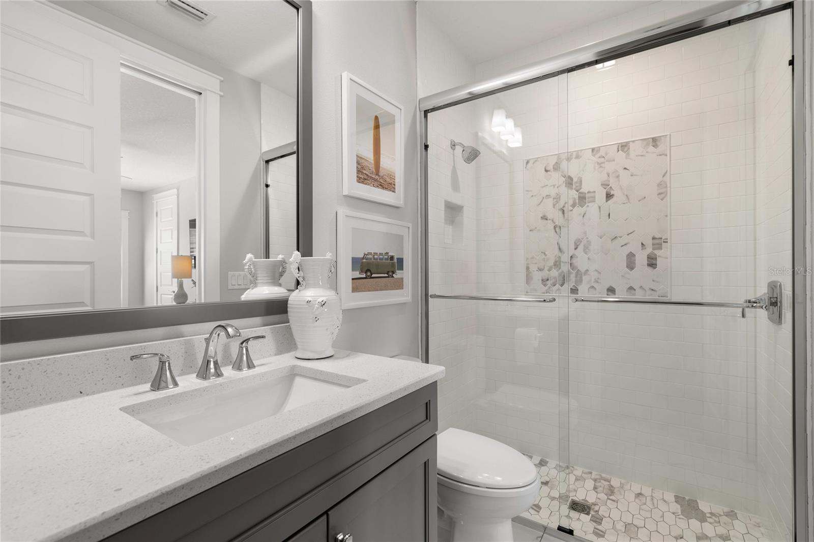 WEST SHORE CREST - Residential