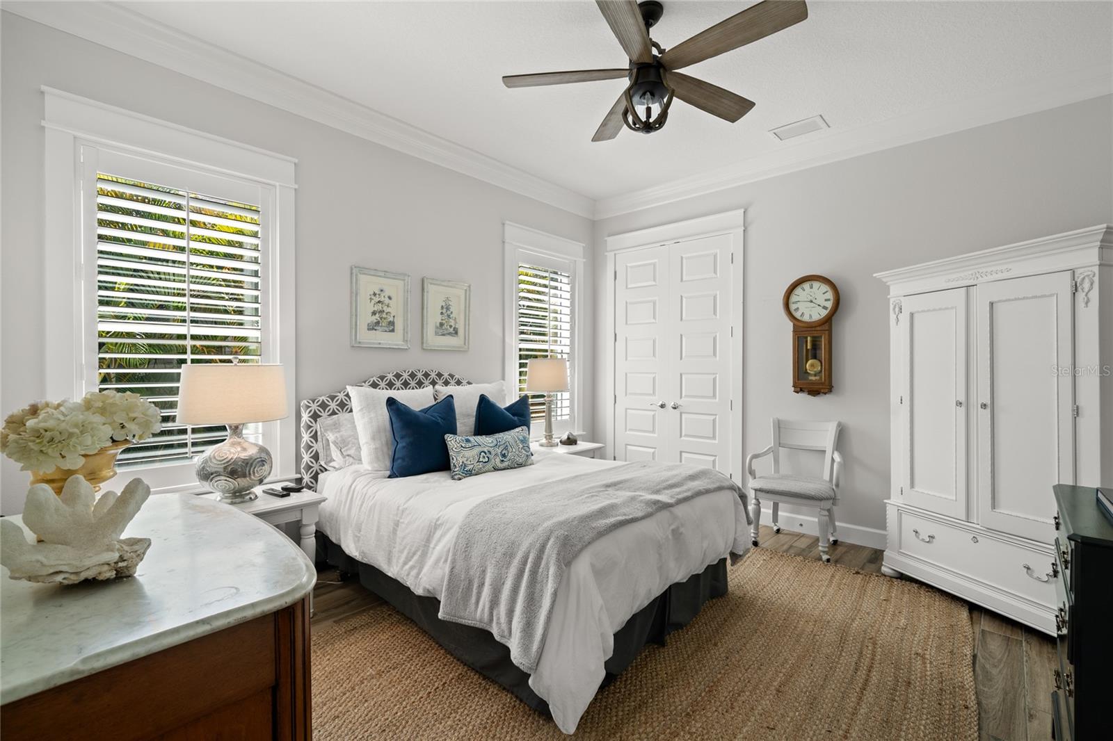 WEST SHORE CREST - Residential