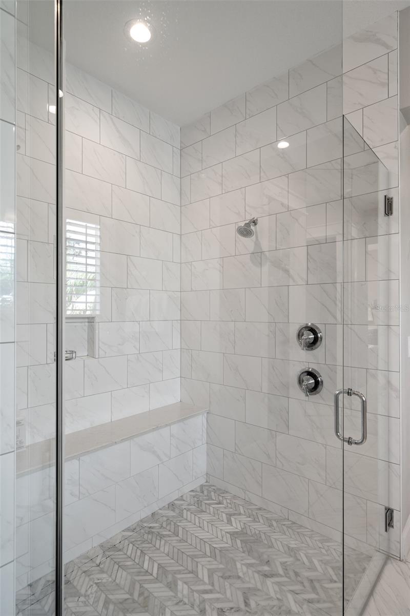 WEST SHORE CREST - Residential