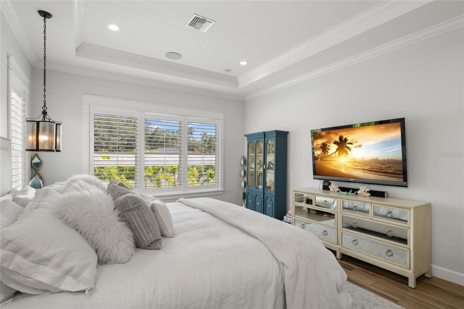 WEST SHORE CREST - Residential