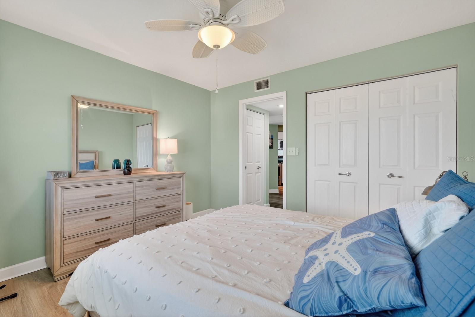 LEEWARD WINDS CONDO PER - Residential