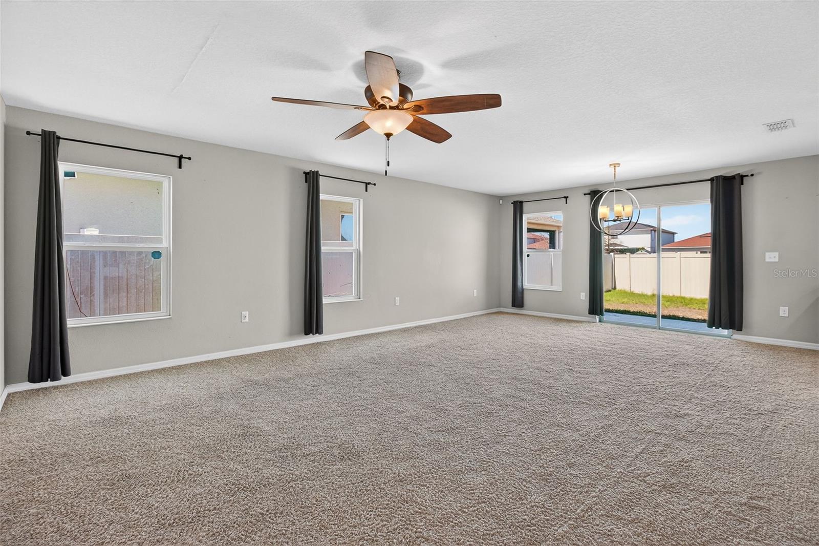 10405 LAGUNA PLAINS DRIVE