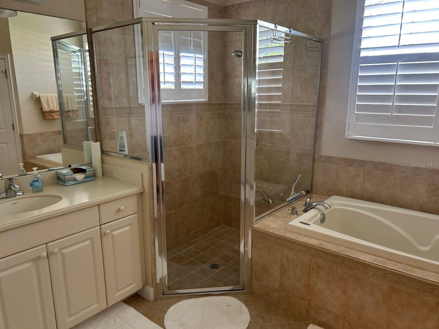 VENETIAN GOLF & RIVER CLUB PHA - Residential