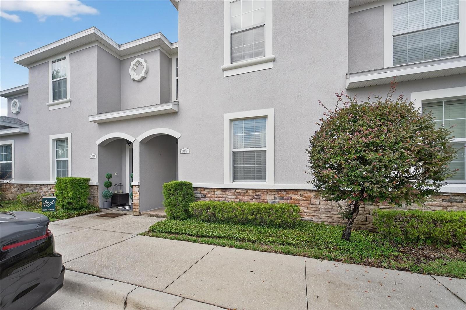 2052 GREENWOOD VALLEY DRIVE