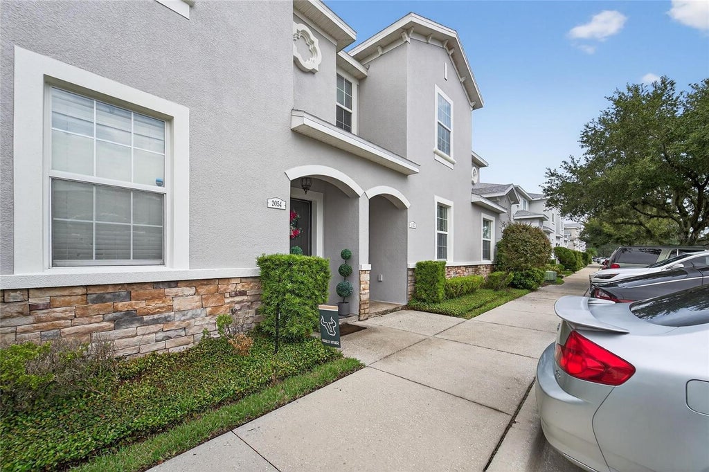 Photo of 2052 Greenwood Valley Drive, Plant City, FL 33563 (MLS # TB8537425)