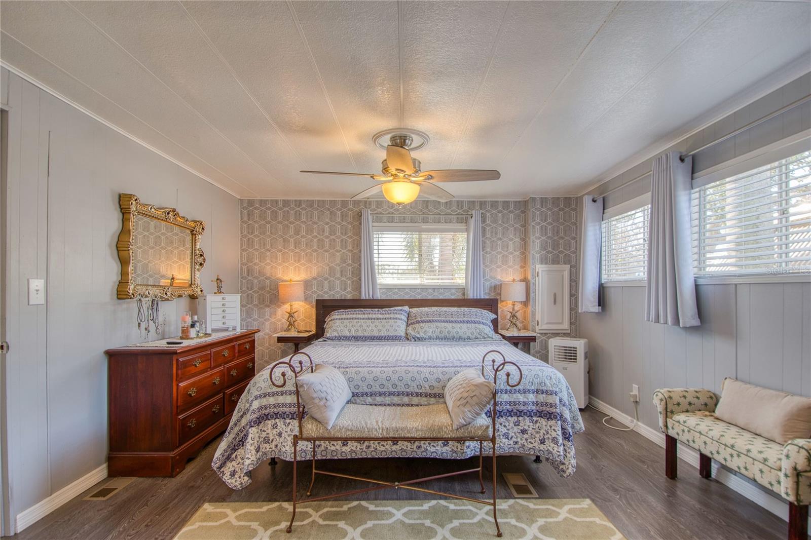 BAY ARISTOCRAT VILLAGE MOBILE HOME PARK UNREC - Residential