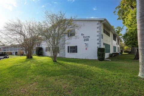 Photo of 200 Glennes Lane #114, Dunedin, FL 34698 (MLS # TB8516726)
