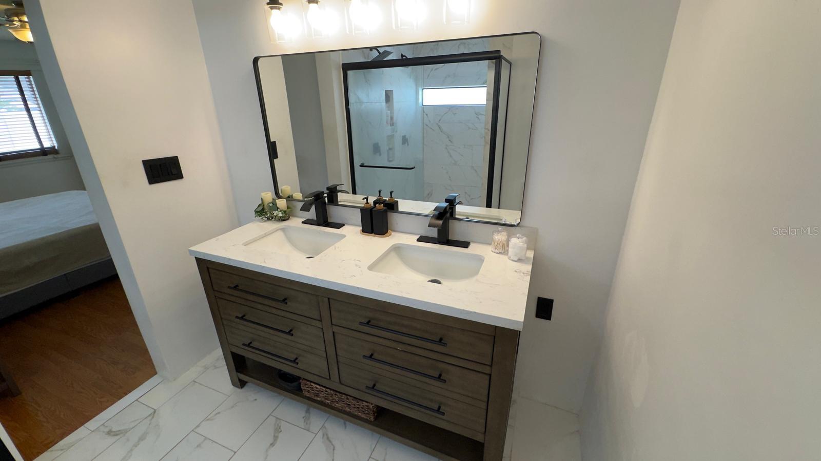 BAY LAGOON UNIT 2 - Residential Lease