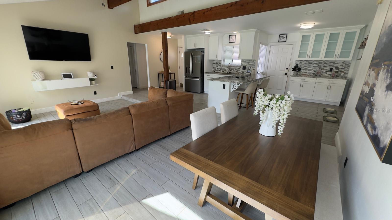 BAY LAGOON UNIT 2 - Residential Lease