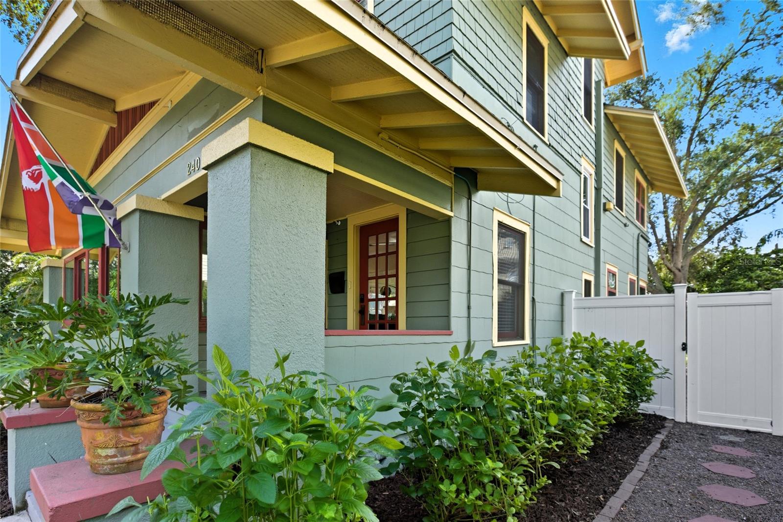 ORANGE HEIGHTS - Residential