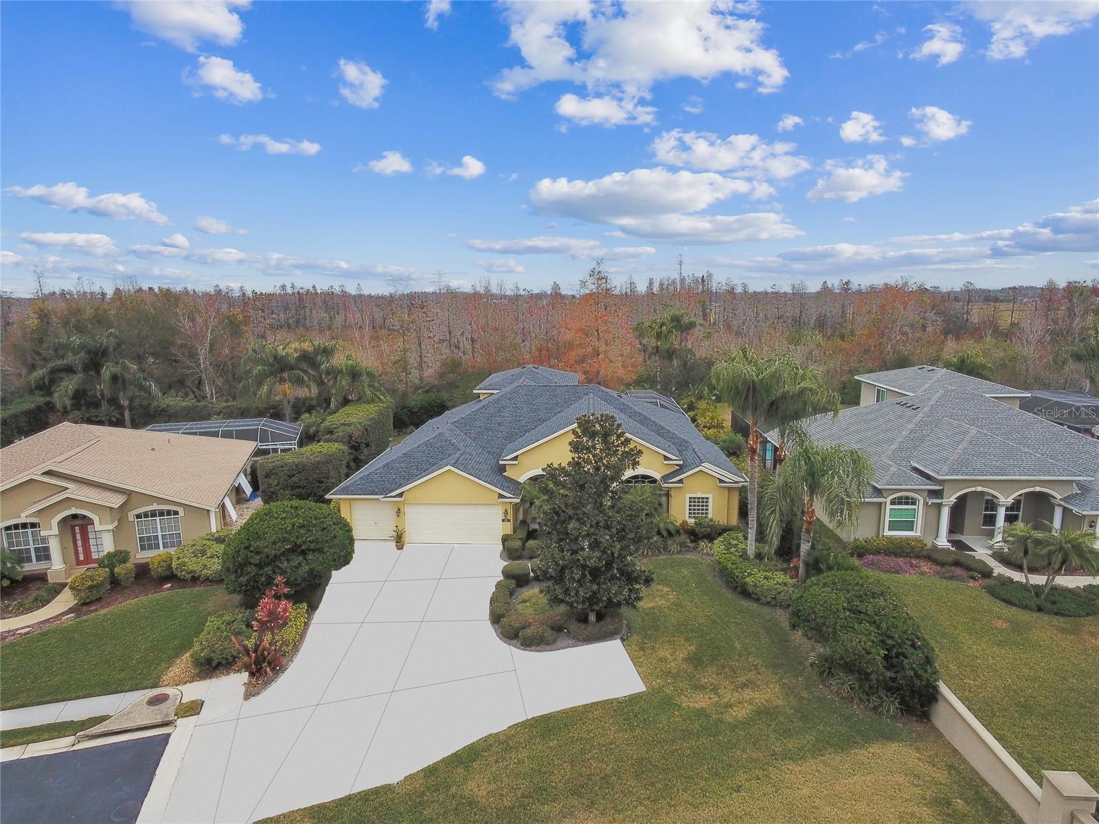 2126 LARCHWOOD COURT
