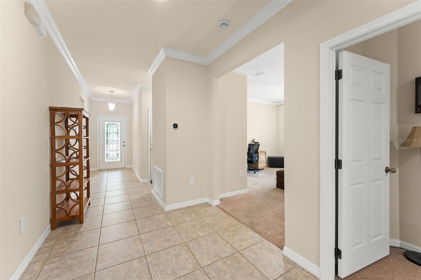VICTORIA LNDGS - Residential