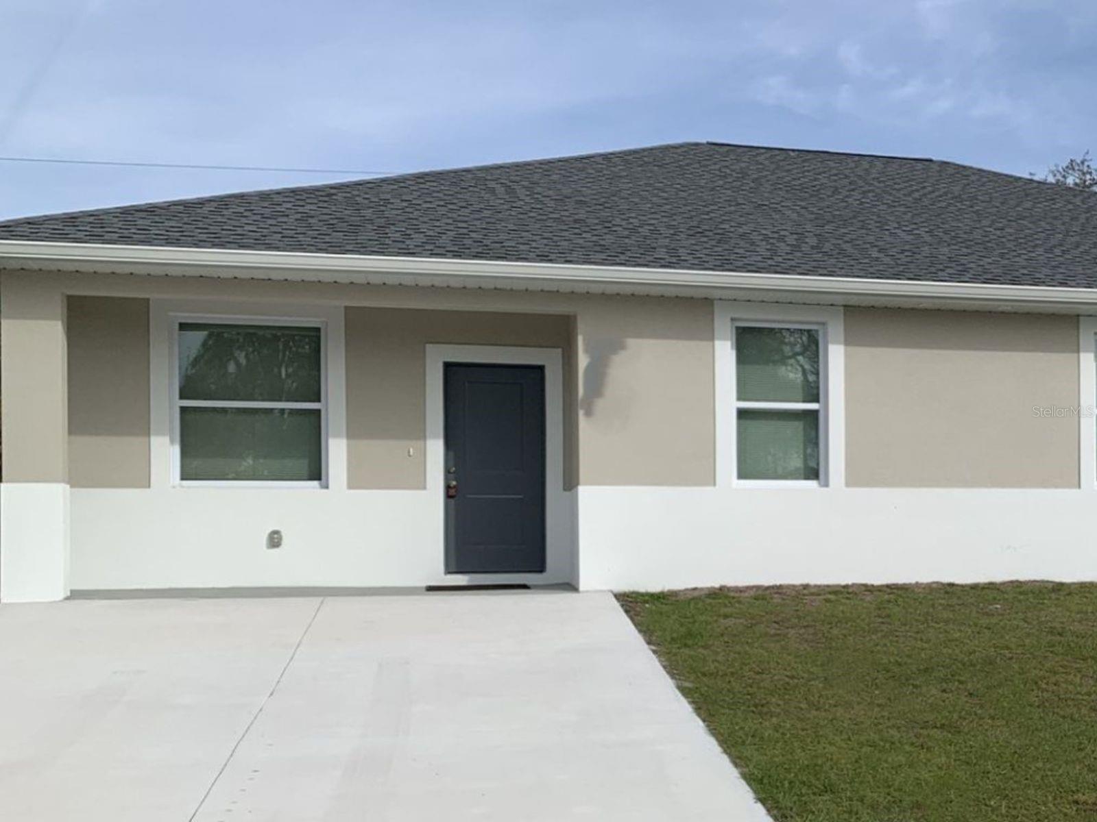 NEARLY NEW DUPLEX. SUPER NICE REDUCED TO 2019 RENTAL RATE! Low security deposit. Must have 650 or better credit score. This completely furnished duplex available for annual rental, and it's not in an HOA. Live in this very tastefully furnished unit with everything you need. Just bring your clothes, and you are ready to go.
Upgraded
finishes include beautiful vinyl floors throughout with wide baseboards and
trim. High ceilings, hurricane-impact windows, stainless steel appliances in
the kitchens, a washer and dryer, and remote control fans and lighting. Also, two large new TVs with remotes. There are rain gutters and downspouts and a wide driveway for two cars to fit. The property is located in a quiet area, but very close to a major
road with restaurants, shops, and other businesses. If you are a golfer, you
are 10 minutes away from Lemon Bay Golf Club and 5 minutes from The Cove of
Rotonda Golf Center. You will be only 10 minutes away from a beach!