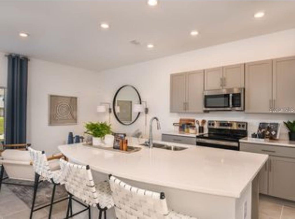 Photo of 5924 Whetstone Court, Palmetto, FL 34221 (MLS # O6439672)