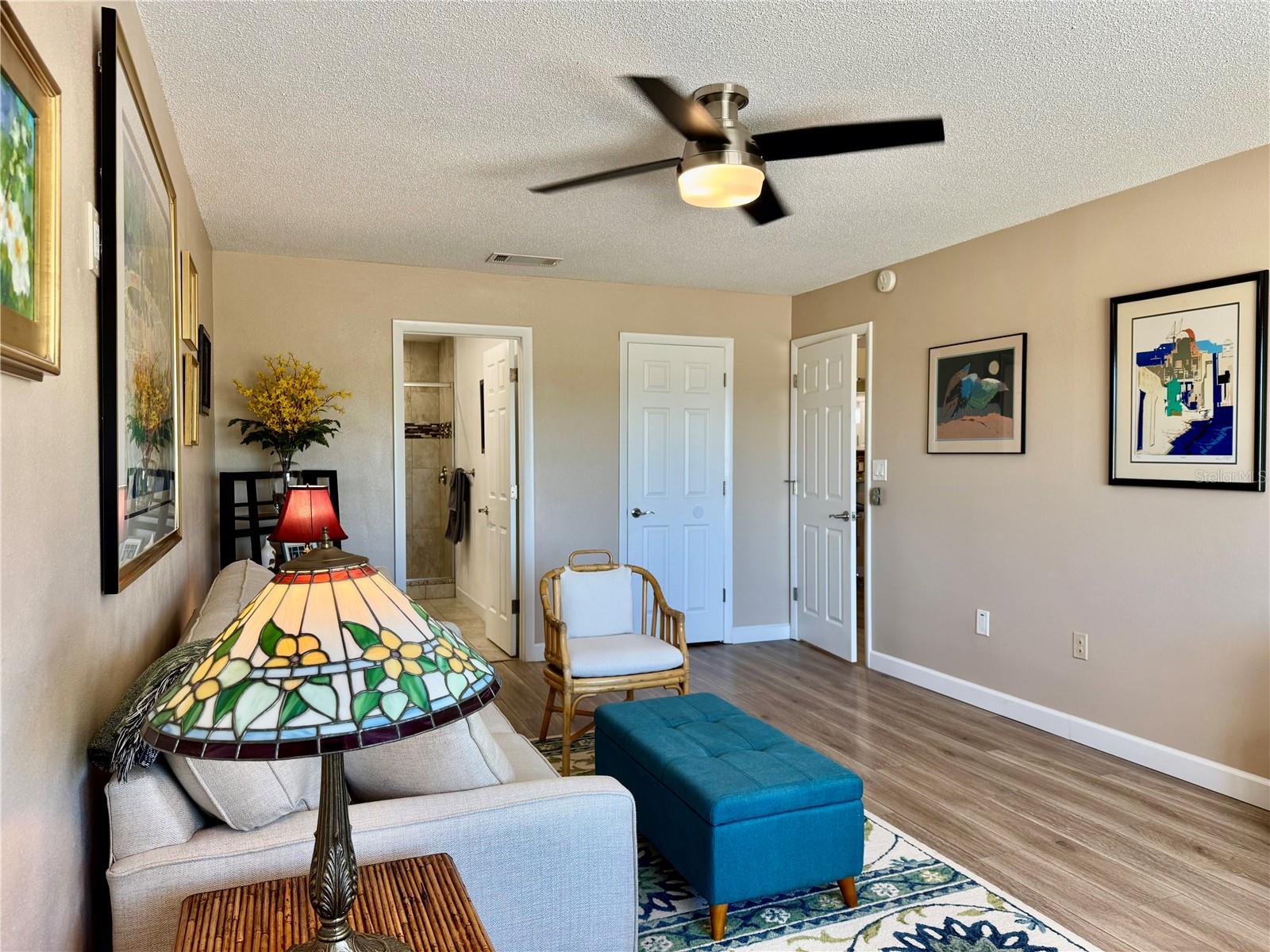 HARBOUR CLUB CONDO 3 - Residential