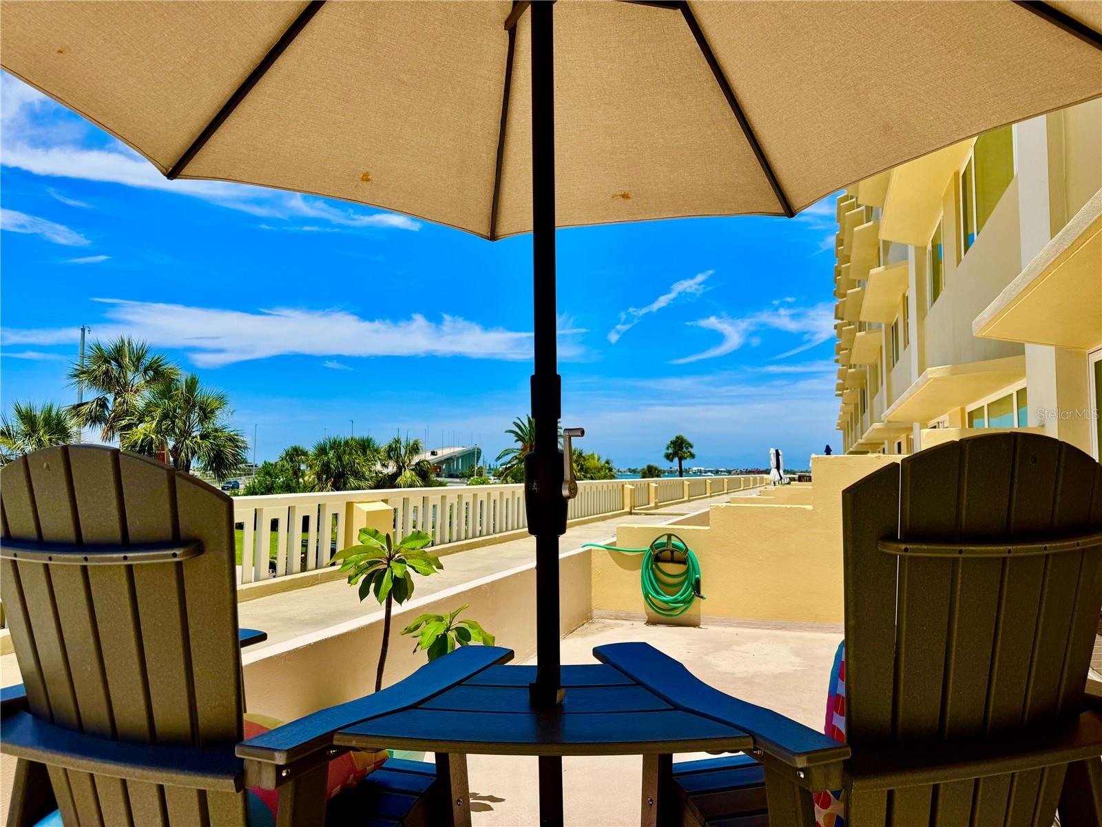 HARBOUR CLUB CONDO 3 - Residential