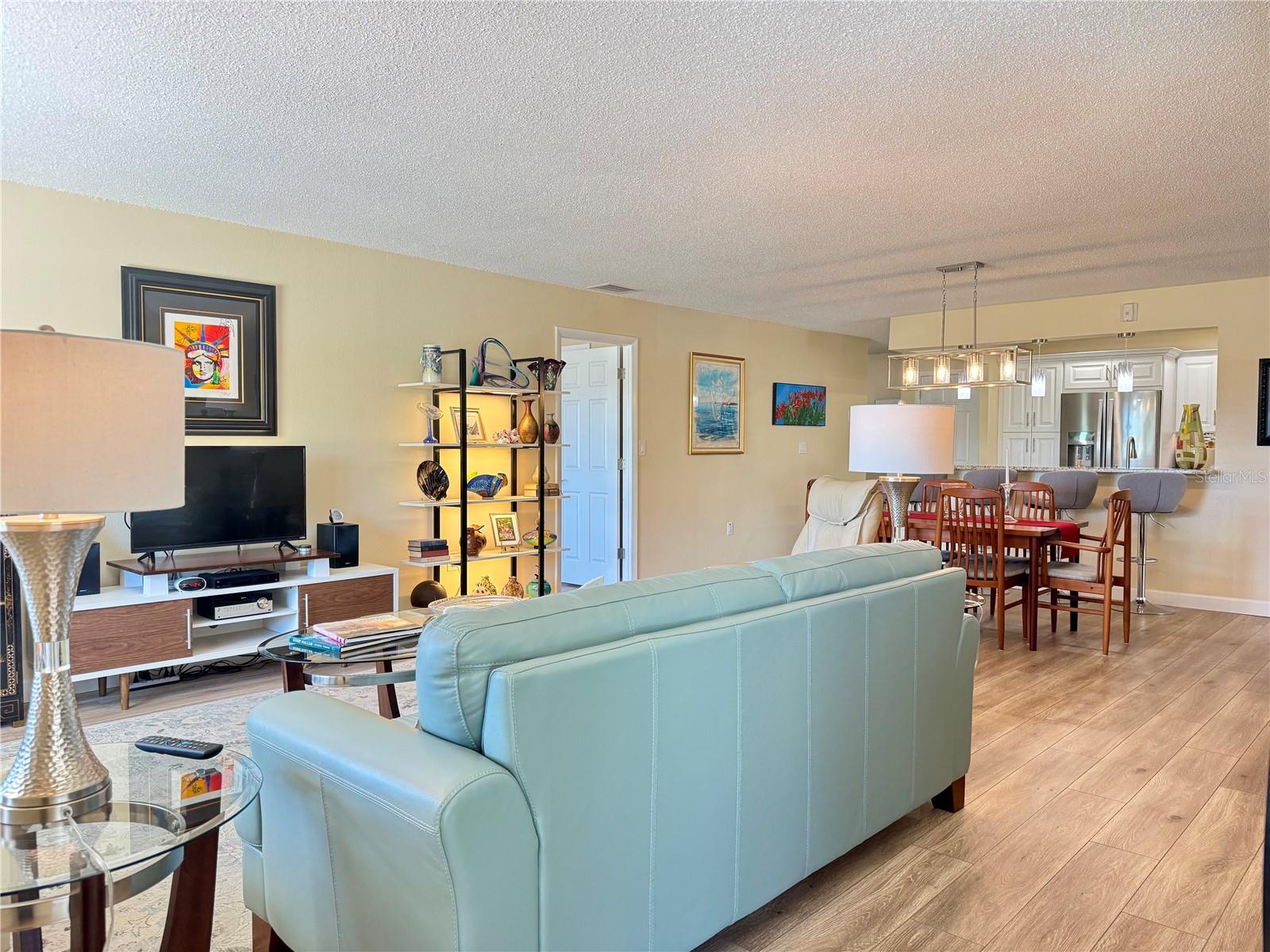 HARBOUR CLUB CONDO 3 - Residential