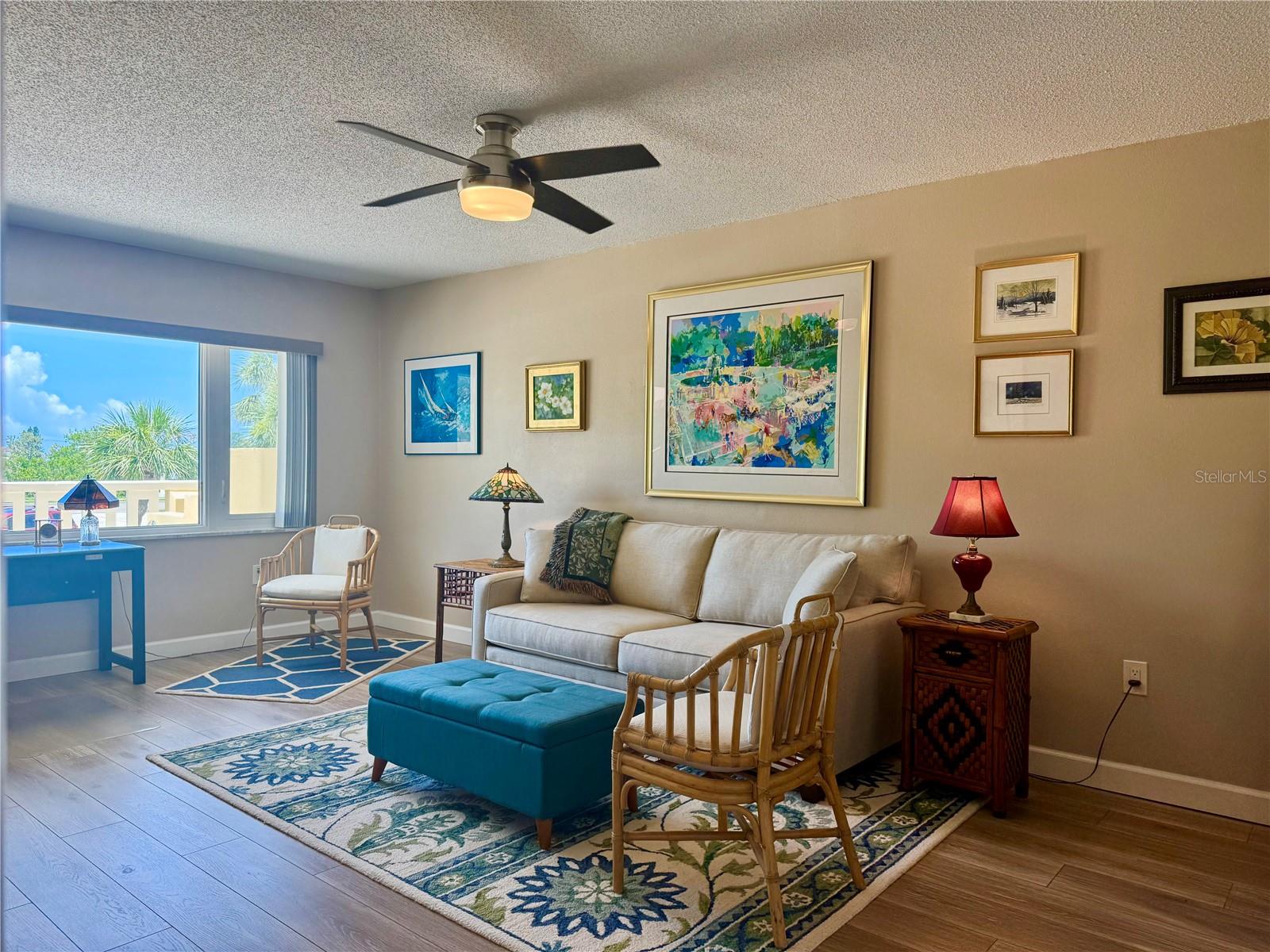 HARBOUR CLUB CONDO 3 - Residential