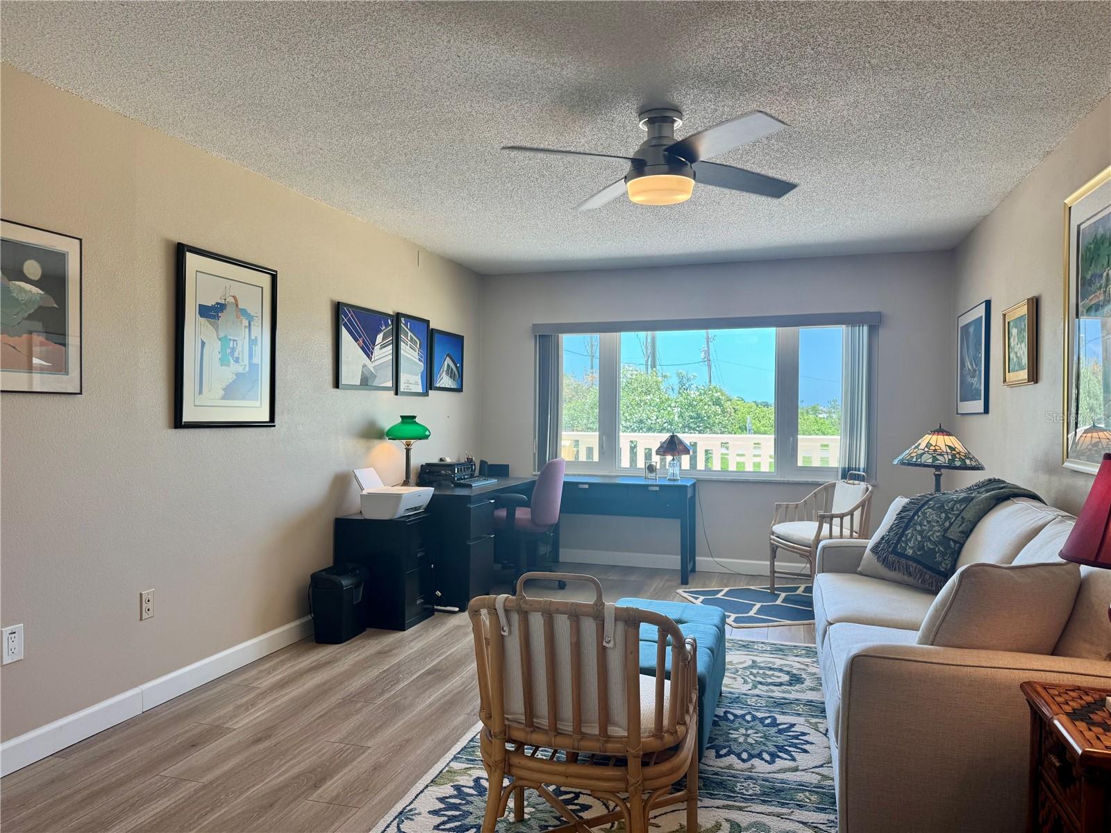 HARBOUR CLUB CONDO 3 - Residential