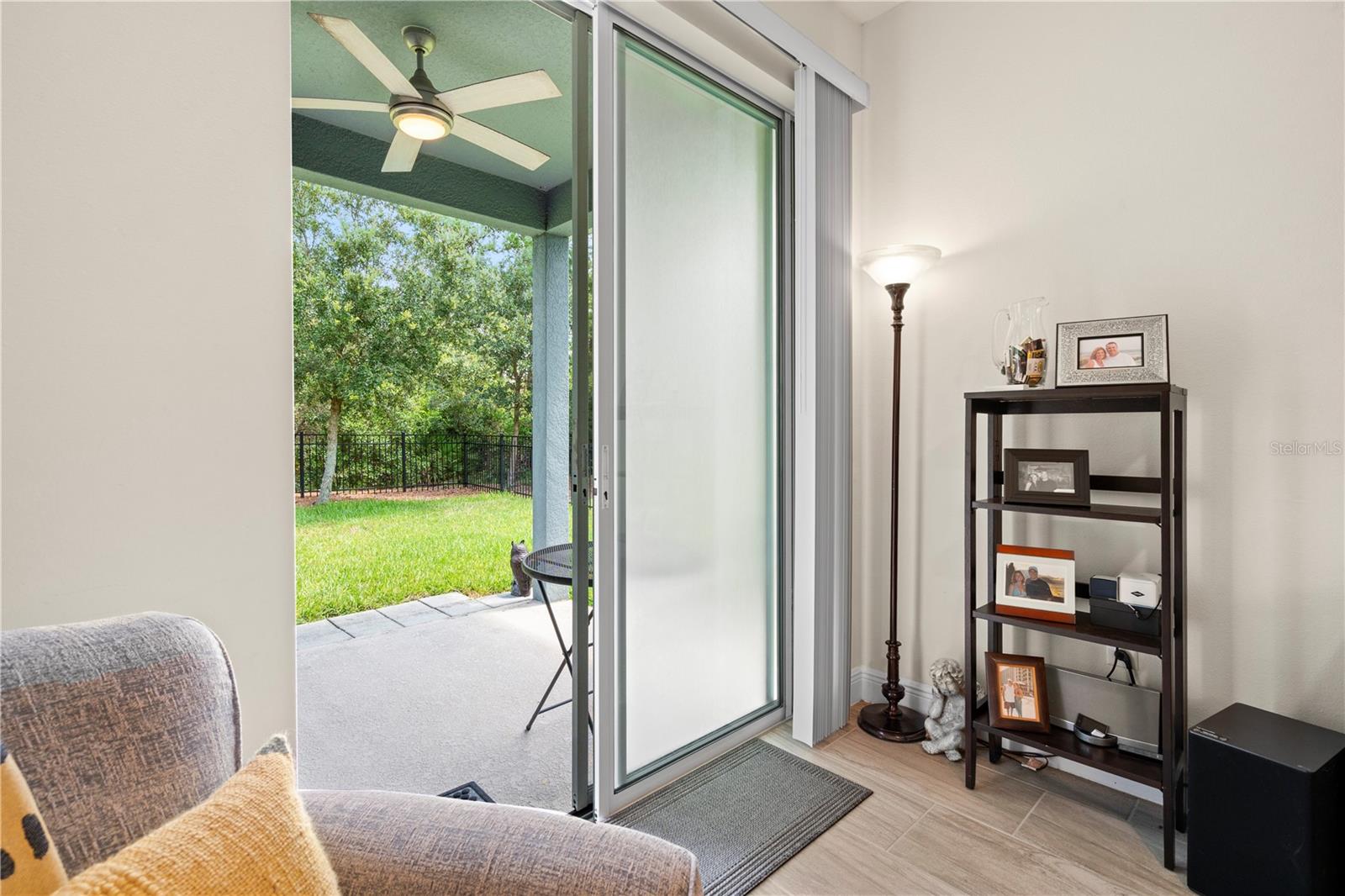 VICTORIA TRAILS - Residential