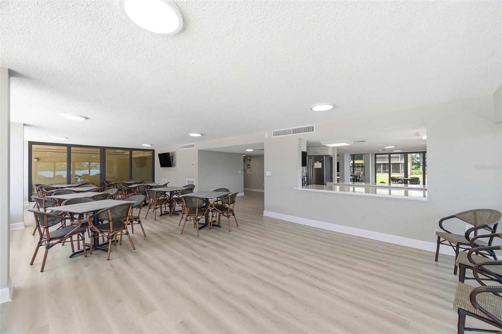 BAY MARINER THE CONDO - Residential