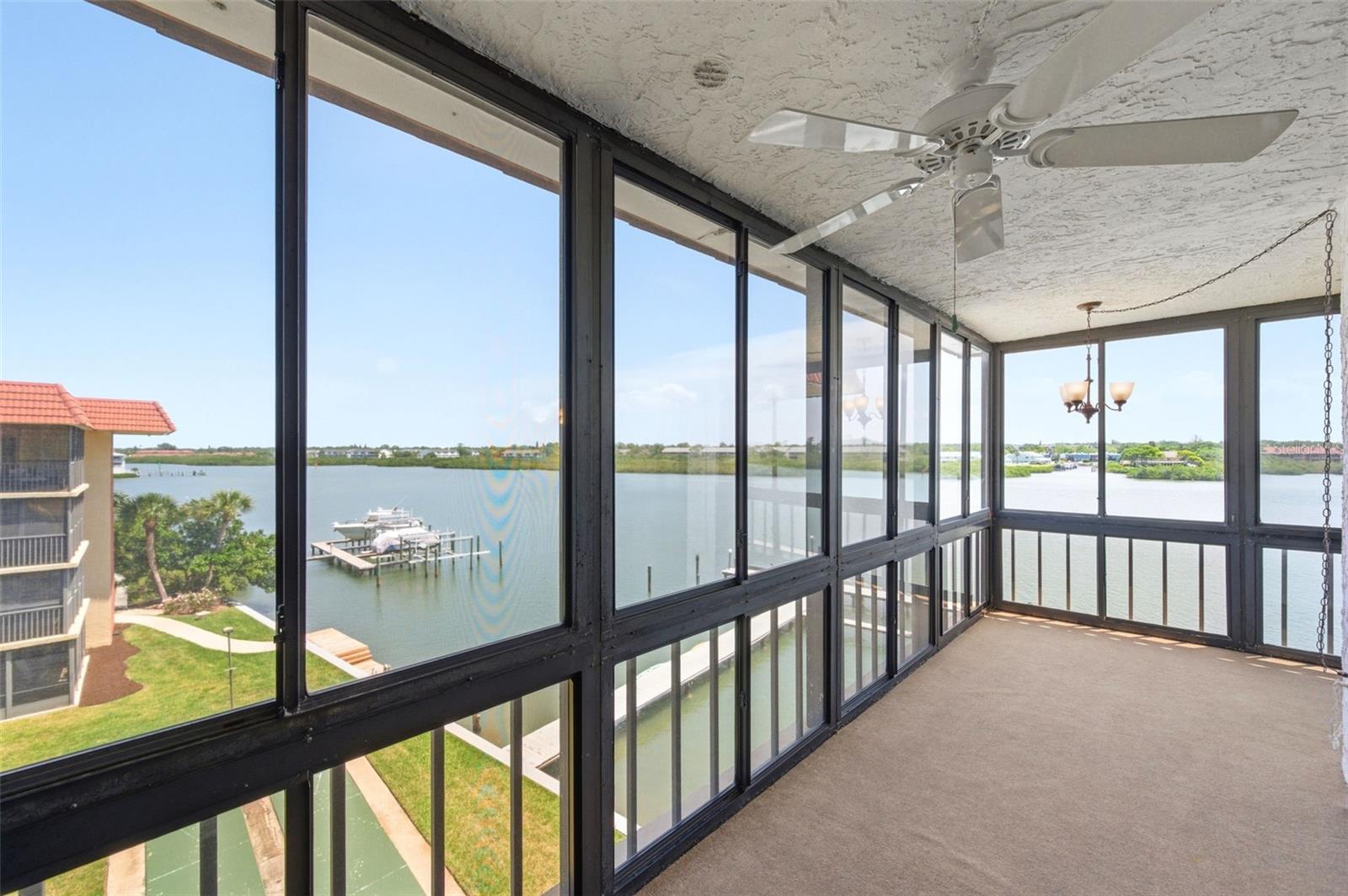 BAY MARINER THE CONDO - Residential