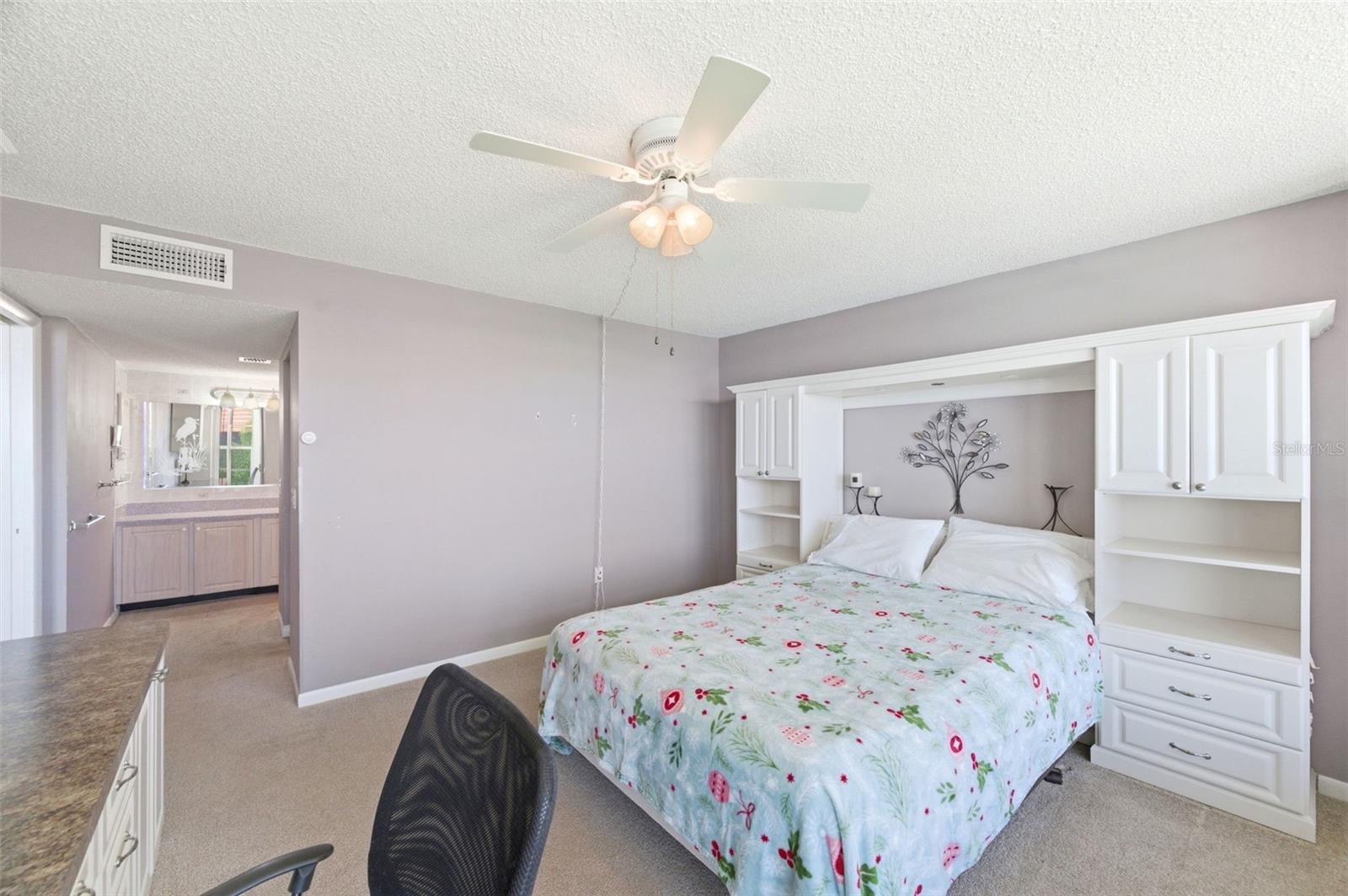BAY MARINER THE CONDO - Residential